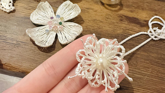銀黏土是什麼？傳統金工 vs 銀黏土 vs 金屬編織 vs 蠟雕，一次看懂金工課程差異！