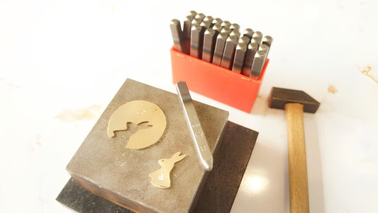 🎓 合作案例｜朱銘美術館 —中秋節活動🌕🐇親子手作月兔鑰匙圈＆成人金工課程